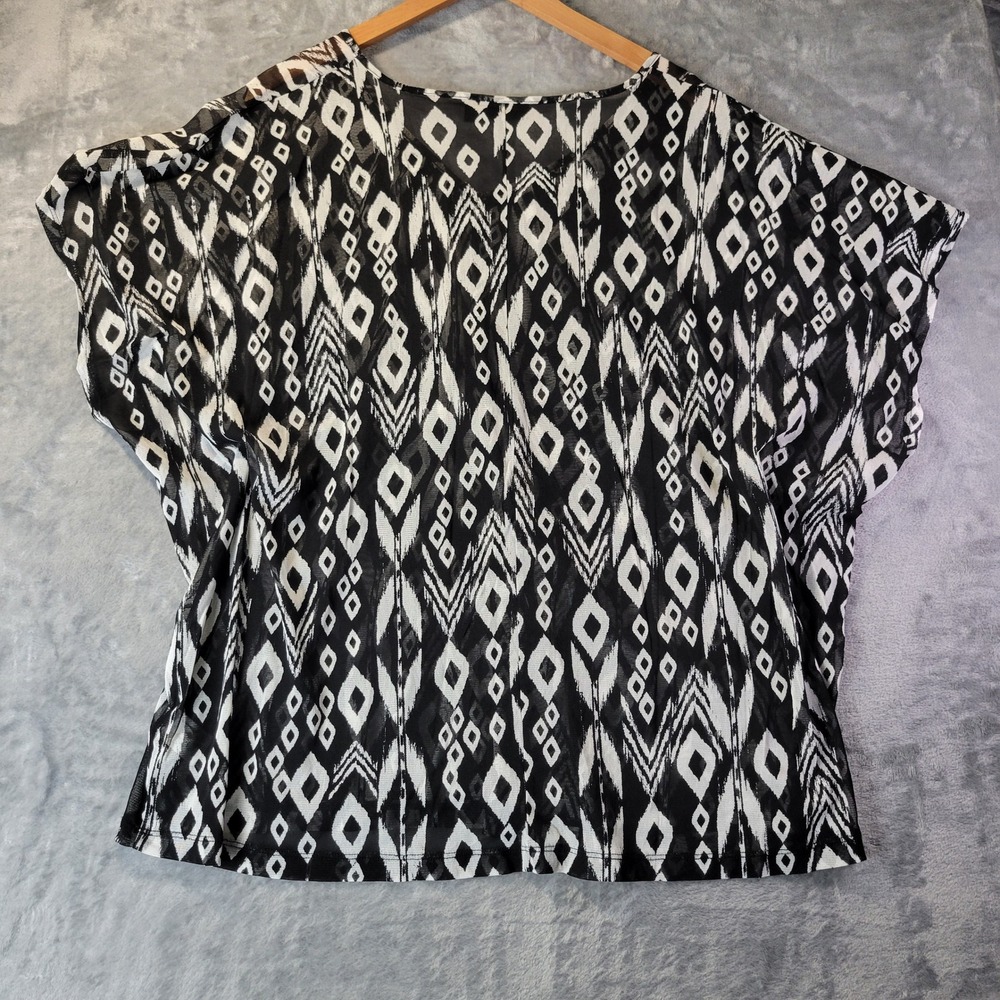 Apt 9 Woman 1X Sheer Geometric Blouse Black White Cap Sleeve Layering Top Tunic - Picture 5 of 9